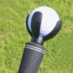 Golf Claw Ball Pick Up -Golf Club Sales Golf Claw 1