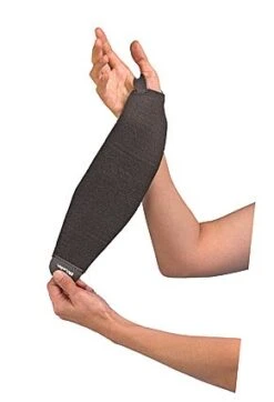 Mueller Sport Care Wraparound Moderate Wrist Support -Golf Club Sales Mueller Adjustable Wrist Support 3