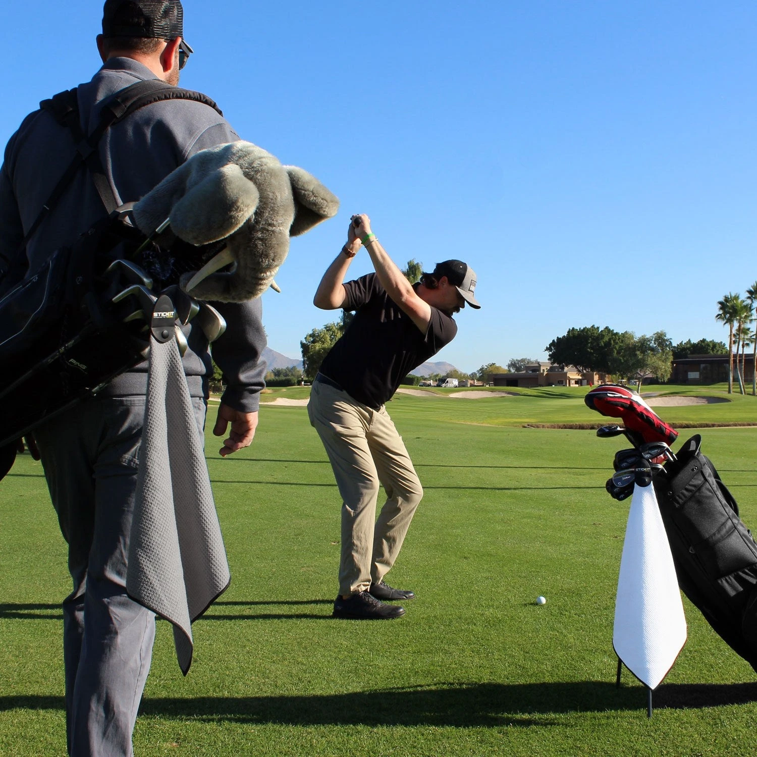 Monument Golf Stick It Magnetic Towels 11 Monument Golf Stick It Magnetic Towels - Image 9